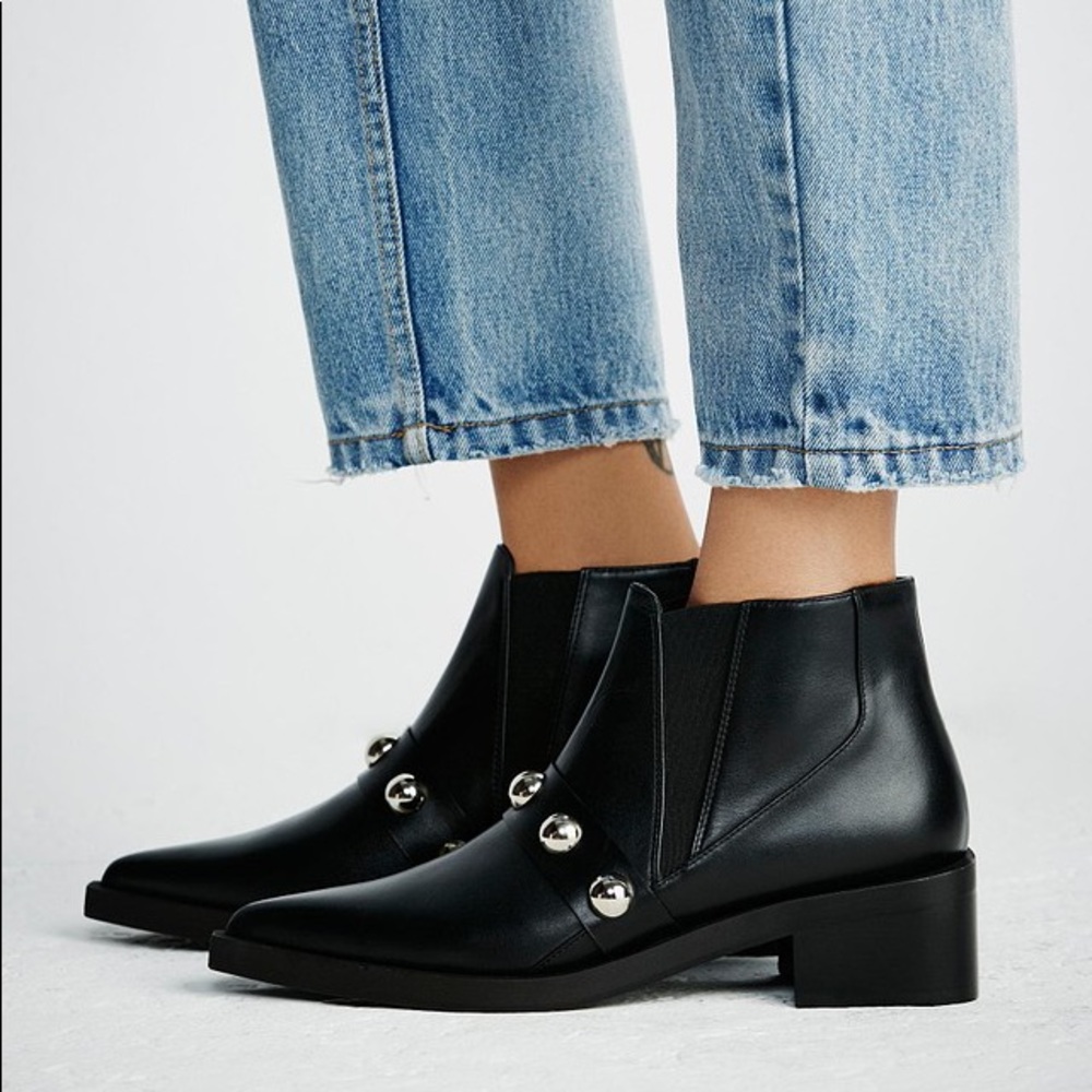 Attribute x Free People Patti Chelsea Boots NWB